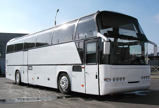 Autobusu īre Kuldīgā Neoplan 50 vietas sēdvietas