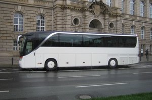 Autobusu noma Kuldīgā 44 49 50 55 sēdvietas Biznesa klase Lux klase top klase